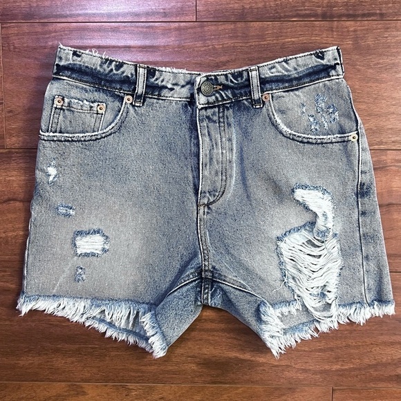 NWT RETROFETE SEROYA 90s High Waist Ripped Distressed Denim Cutoff Jean Short 30 - Picture 3 of 10